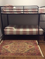 Belmont Hostel - O'Hare Blueline