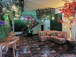 Sunrise Garden Lake Resort