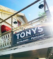 Tonys Restaurang & Pensionat