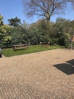 Flat 1 Helena House, 1-bed, Sleeps 2, Garden