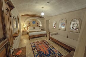 Zara Cave Hotel +10
