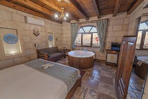Zara Cave Hotel +10