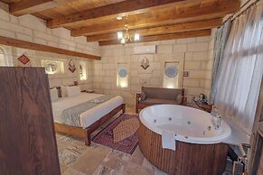 Zara Cave Hotel +10