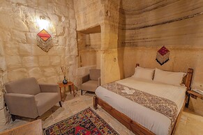Zara Cave Hotel +10