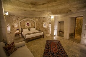 Zara Cave Hotel +10
