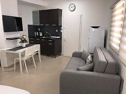 New Cozy Suite W Garden 300M From Beach