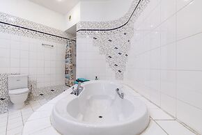 RentalSPb on Kirochnaya