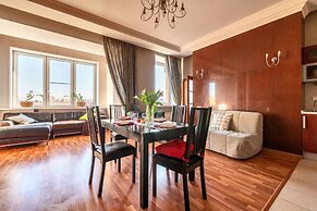 RentalSPb on Kirochnaya