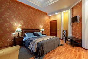 RentalSPb on Kirochnaya