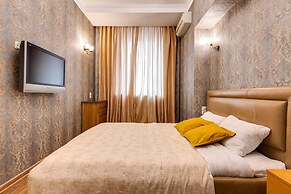 RentalSPb on Kirochnaya