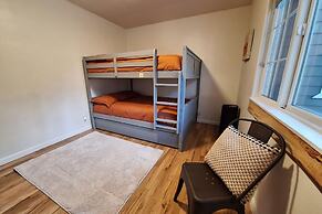 Crater Lake Resort
