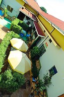 Kenthill Guest House