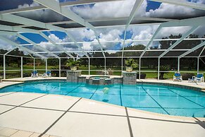 Spacious Modern Pool Home, Family & Golf Trips - 4727 4 Bedroom Home b