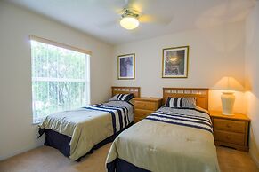 Spacious Modern Pool Home, Family & Golf Trips - 4727 4 Bedroom Home b