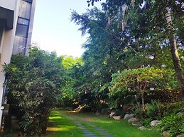 Sanya Sea View Holiday Apartment