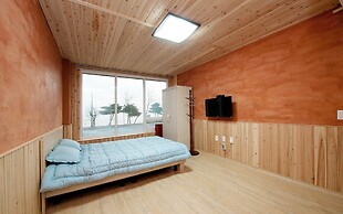 Sunrise Yeodaji Pension