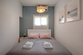 AirTLV Comfortable 3 BDRM in Old North