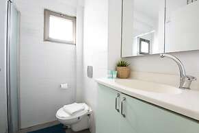 AirTLV Comfortable 3 BDRM in Old North