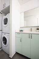 AirTLV Comfortable 3 BDRM in Old North