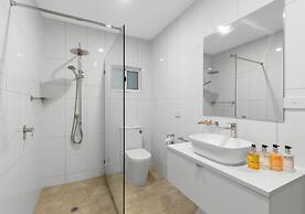 Oceans Edge Beach House At Oak Beach