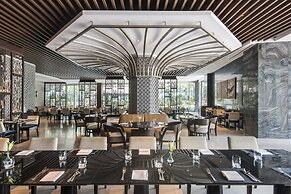Sedona Hotel Inya Wing
