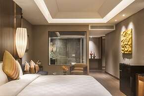 Sedona Hotel Inya Wing