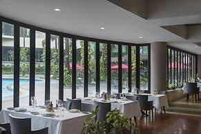 Sedona Hotel Inya Wing