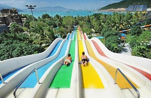 HQH Sea View Apartment