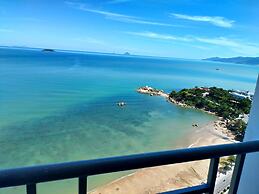 HQH Sea View Apartment