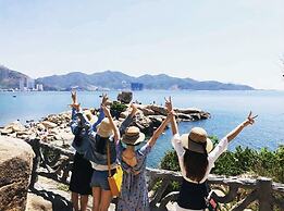 HQH Sea View Apartment