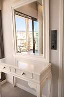Lion Park Suites & Residence Hotel