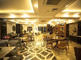 Lion Park Suites & Residence Hotel