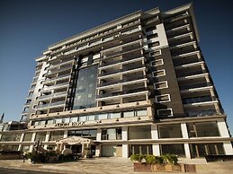 Lion Park Suites & Residence Hotel