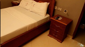 Hi Point Hotel & Suites