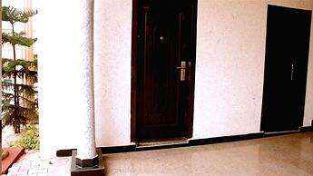 Hi Point Hotel & Suites