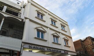 Itsy Hotels Royal Monarch