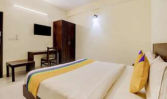 Itsy Hotels Royal Monarch