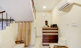 Itsy Hotels Royal Monarch