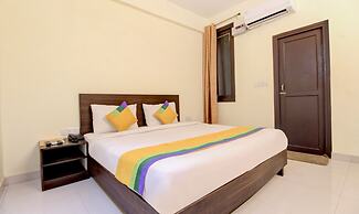 Itsy Hotels Royal Monarch