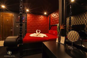 Golden Hotel 2