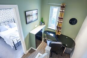 Lakeside view - Manchester townhouse