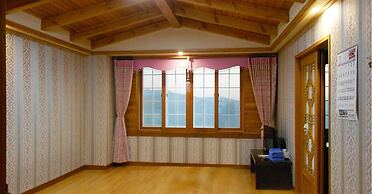 Palgongsan Youth Hostel