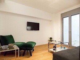 Plaka Hidden Jewel - Acropolis