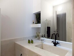 Plaka Hidden Jewel - Acropolis