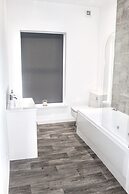 Reads Luxury Apartments