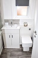 Reads Luxury Apartments