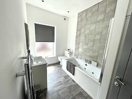 Reads Luxury Apartments