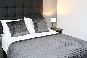 Reads Luxury Apartments