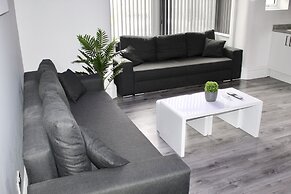 Reads Luxury Apartments