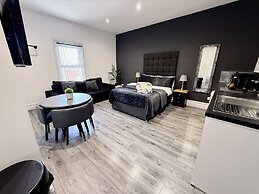 Reads Luxury Apartments